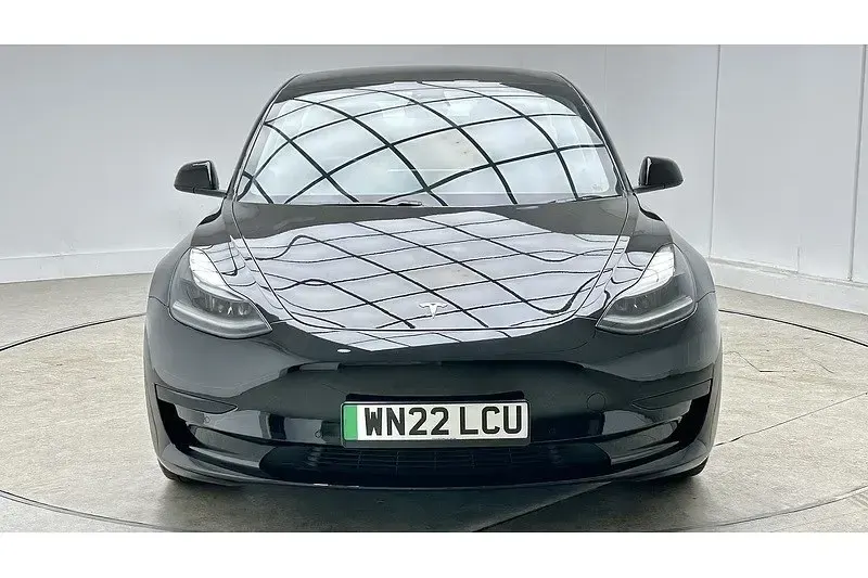 Usado Tesla Model 3 Standard Range 208 kW (283 CV) 2022 Negro Berlina