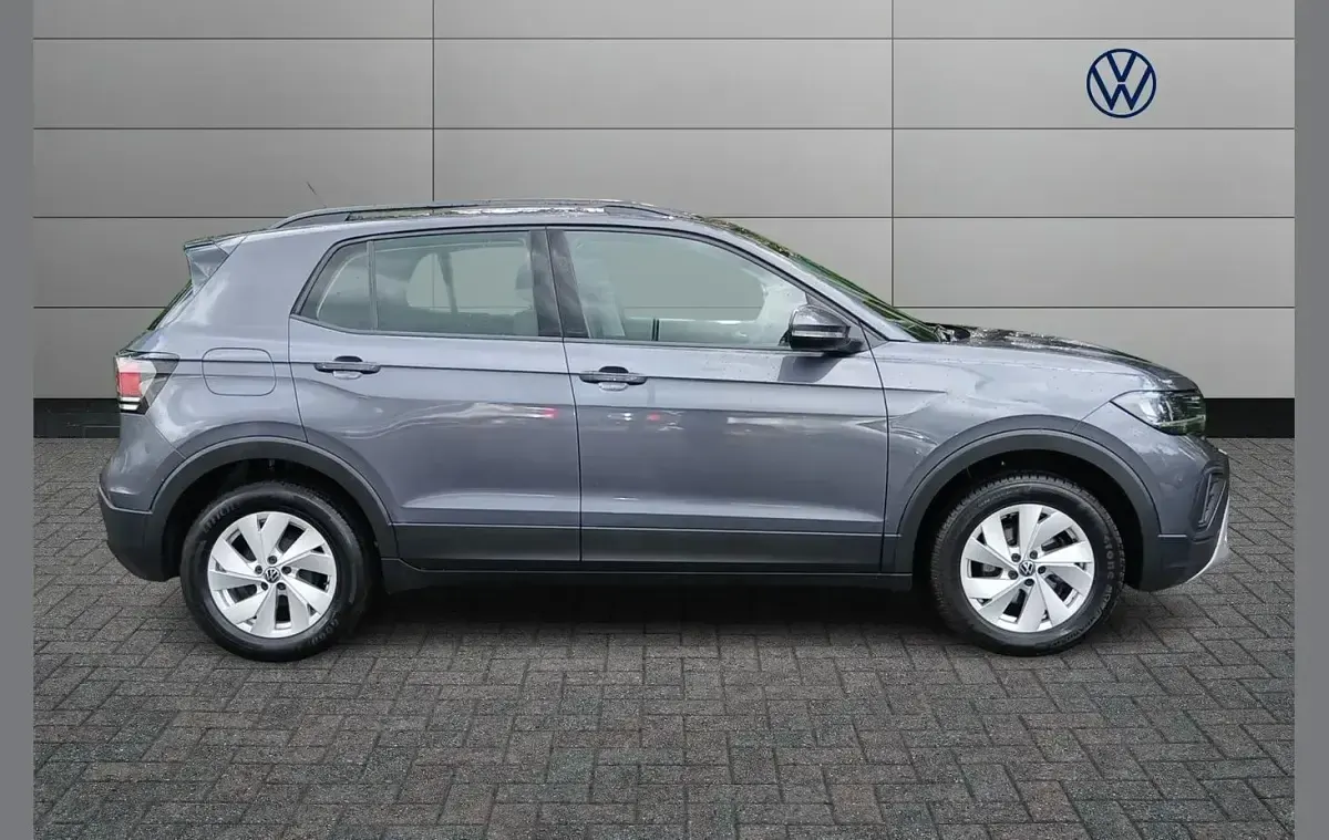 Used VW T-Cross Life 95 HP (69 kW) 2025 Grey SUV