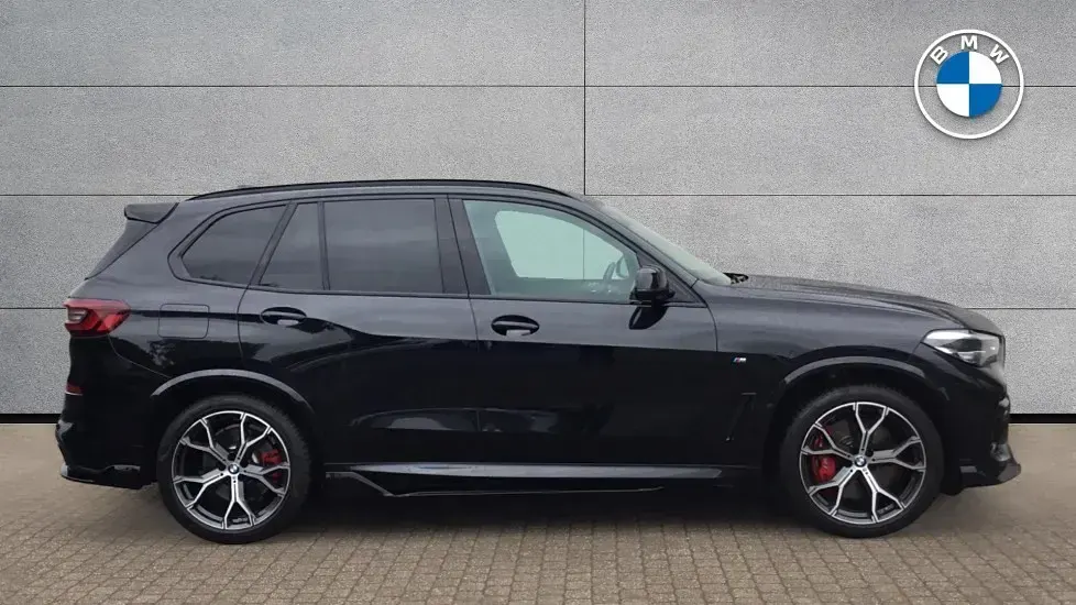 Used BMW X5 M Sport 335 HP (246 kW) 2023 Black SUV