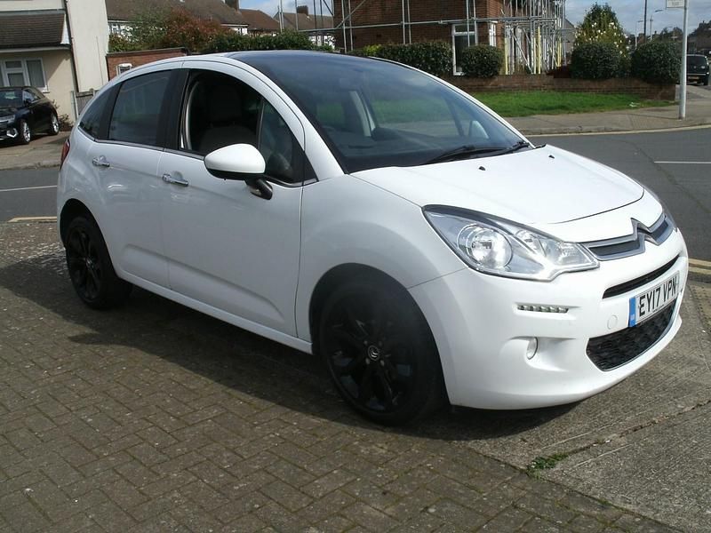 Usado Citroën C3 Platinum 110 HP (80 kW) 2017 Branco Citadino