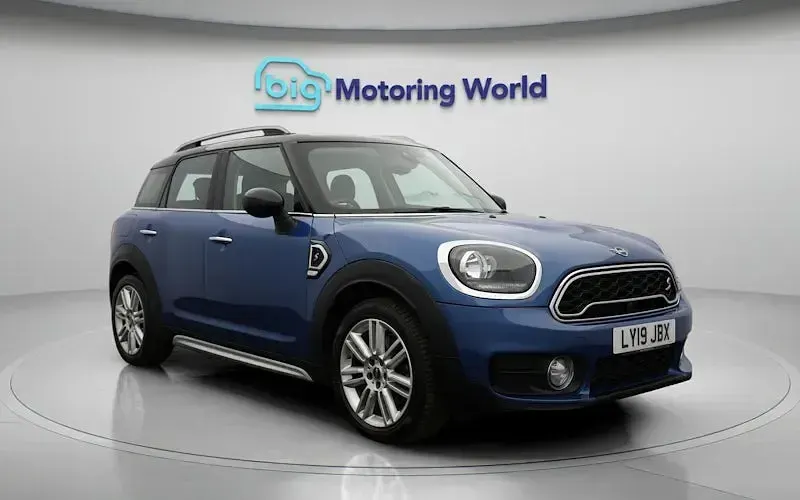 Used Mini Cooper S Exclusive 192 HP (141 kW) 2019 Blue Hatchback
