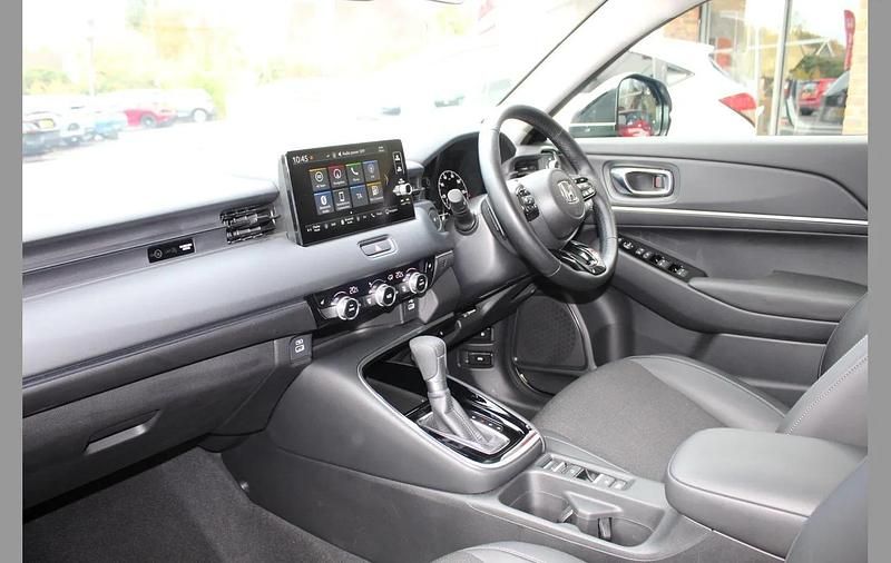 Used Honda HR-V Advance 131 HP (96 kW) 2023 Crystal black SUV