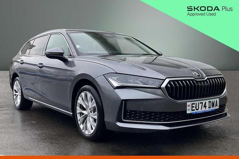 Used Skoda Superb SE L 193 HP (141 kW) 2024 Grey Estate