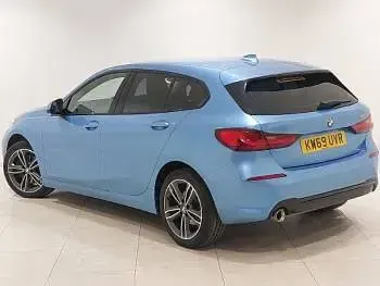 Used BMW 118 Sport Line 140 HP (102 kW) 2020 Blue Hatchback