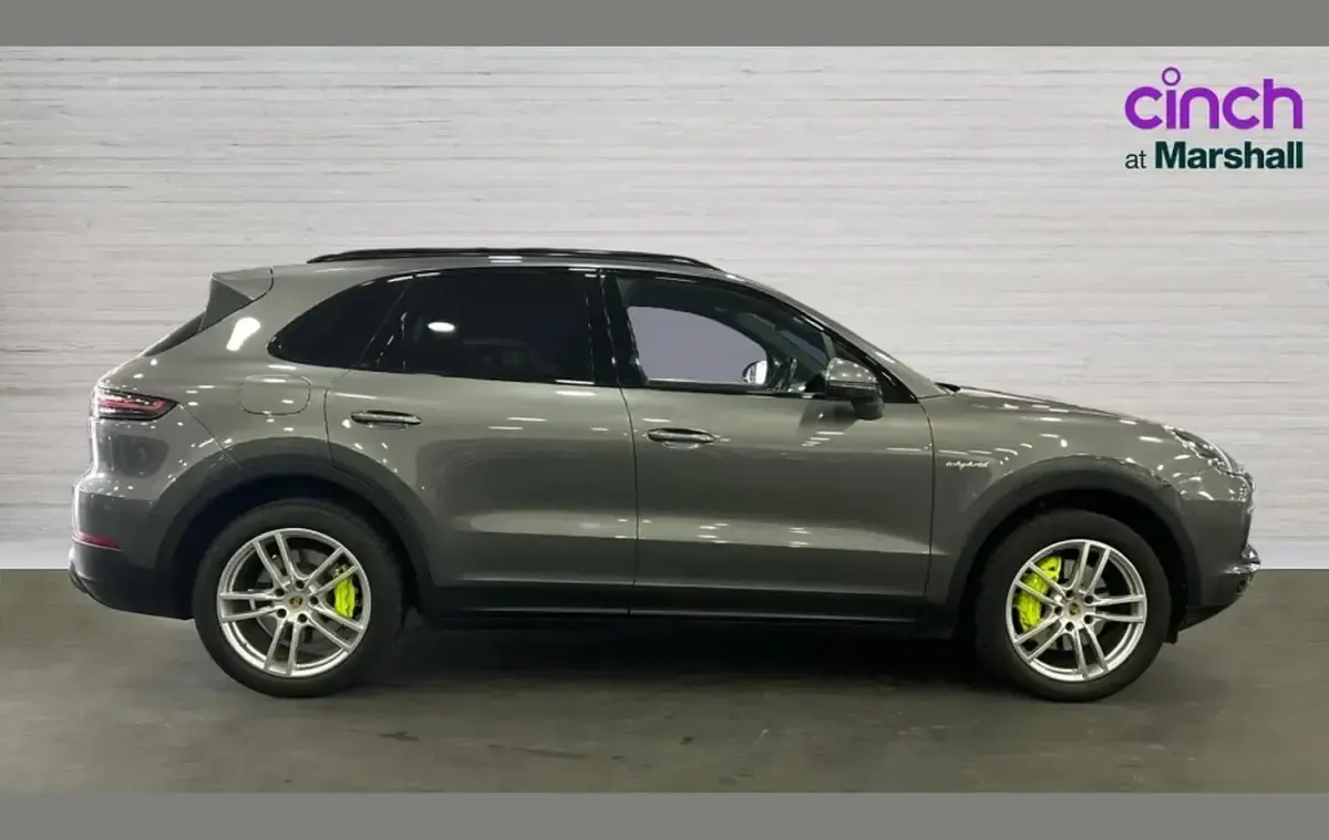 Used Porsche Cayenne E-Hybrid 456 HP (335 kW) 2021 Grey SUV