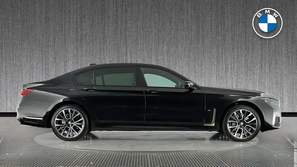 Used BMW 745e M Sport 389 HP (286 kW) 2019 Black Sedan