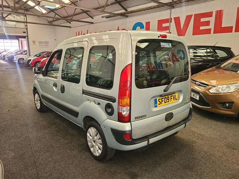 Used Renault Kangoo Expression 106 HP (77 kW) 2009 Grey MPV