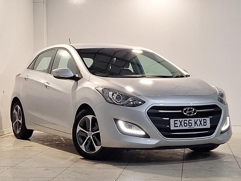 Silver Used 2016 Hyundai i30 SE Hatchback | £6,998 (A bit pricey) - Image 1/4