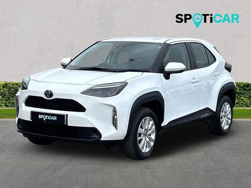 Used Toyota Yaris Hybrid 114 HP (83 kW) 2022 White