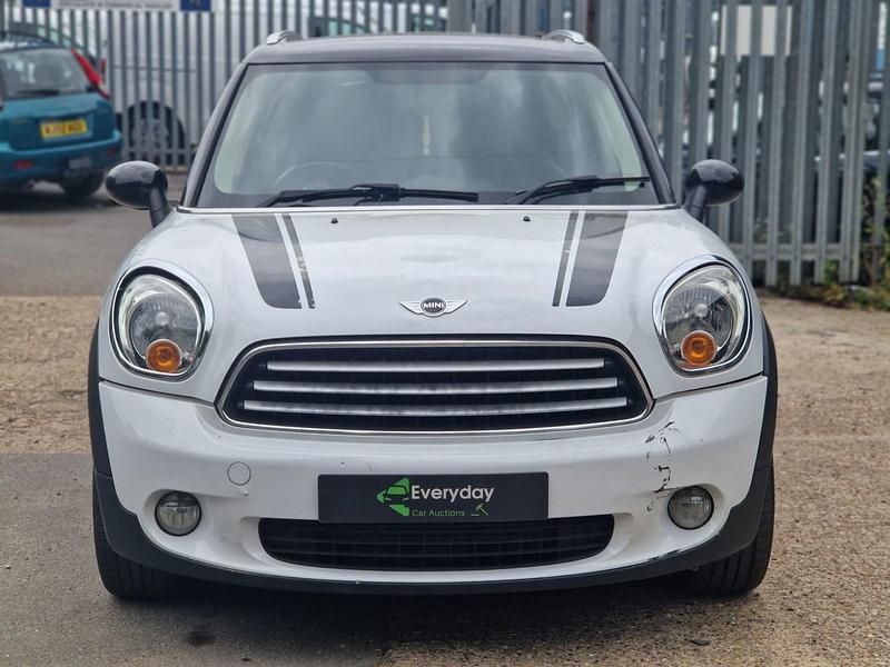 White Used 2012 Mini Cooper D Countryman SUV | £599 (Super price) - Image 1/3