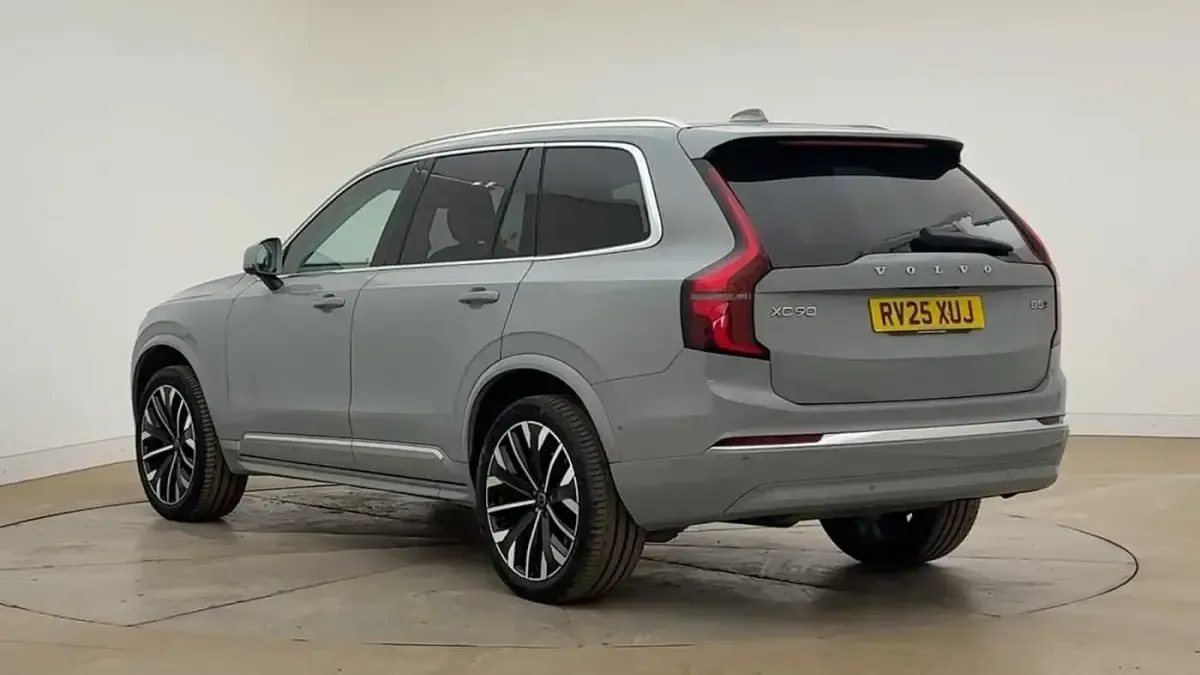 Used Volvo XC90 Ultra 247 HP (181 kW) 2025 SUV