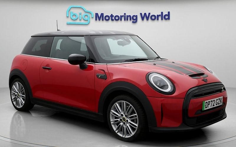 Used Mini Cooper Level 2 135 kW (184 HP) 2023 Hatchback