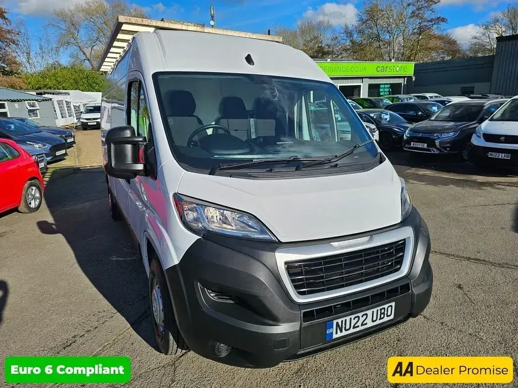 Gebraucht Peugeot Boxer 2022 Weiß Van