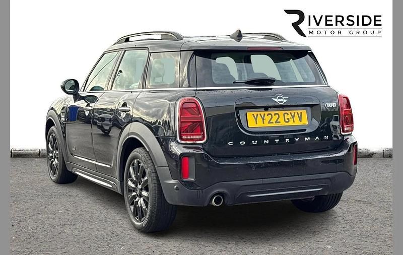 Used Mini Cooper Countryman Classic 134 HP (98 kW) 2022 Black SUV