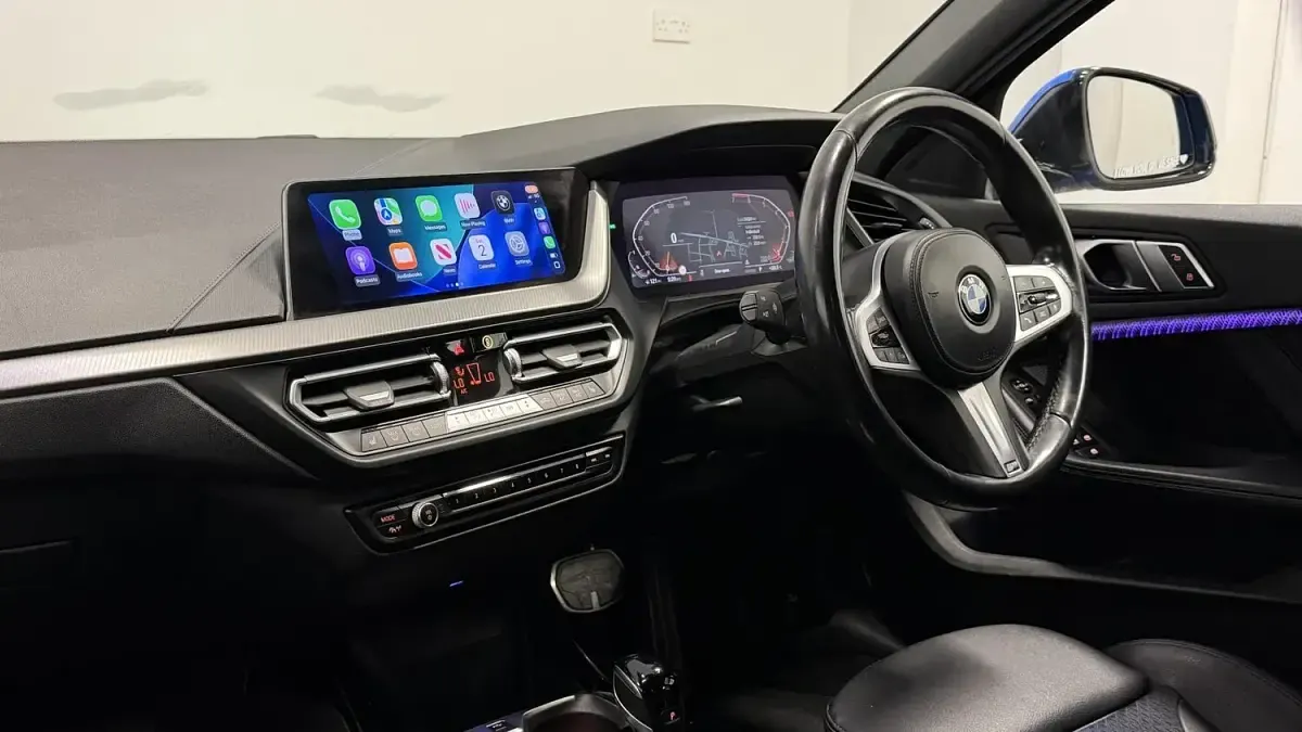 Used BMW 118 M Sport 136 HP (100 kW) 2021 Blue Hatchback