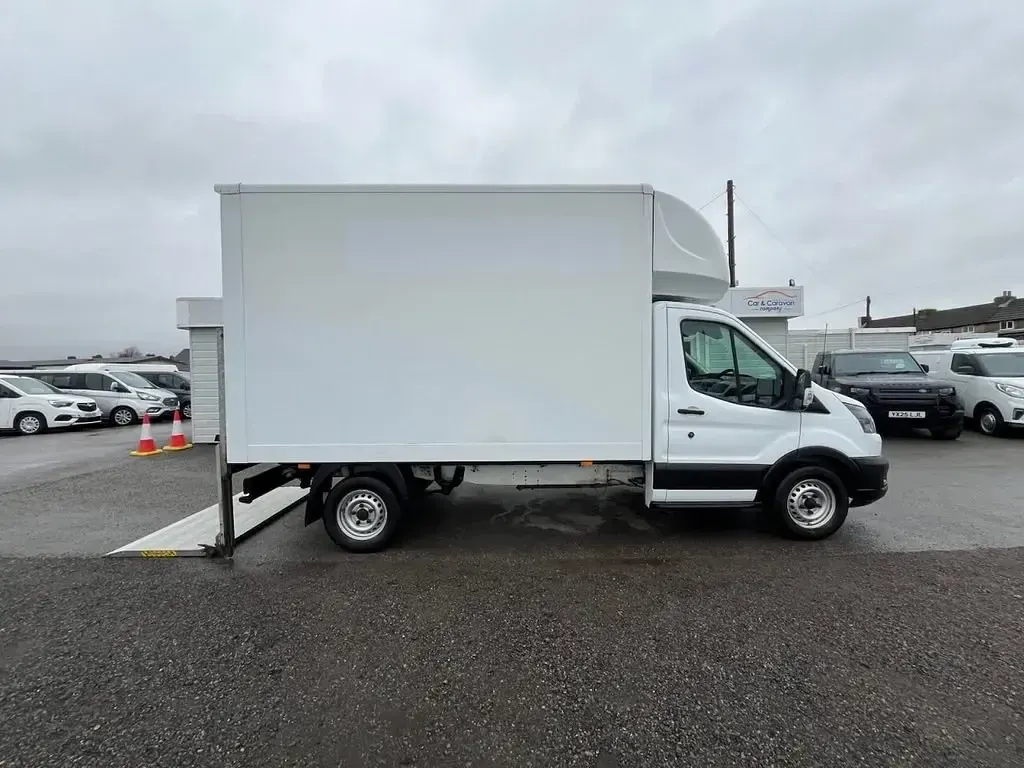 Używany Ford Transit S 130 KM (95 kW) 2022 Biały