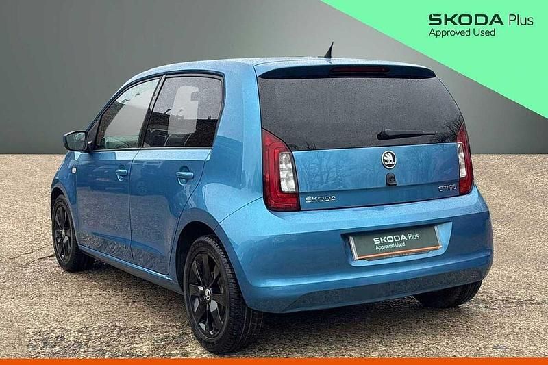 Used Skoda Citigo 44 HP (32 kW) 2018 Crystal blue metallic Hatchback