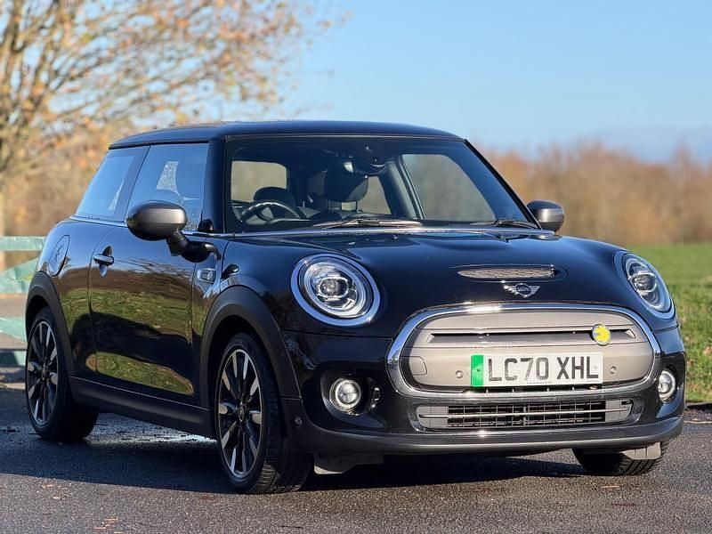 Used Mini Cooper SE Hatch 133 kW (181 HP) 2020 Black Hatchback