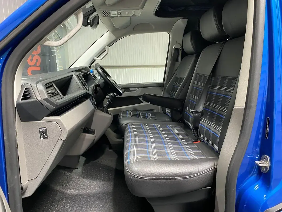 Used VW Transporter Highline 2020 Blue Van
