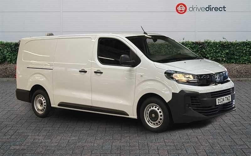 Used Vauxhall Vivaro 145 HP (106 kW) 2024 White MPV