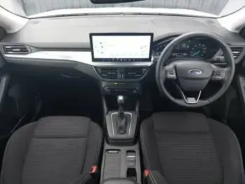 Used Ford Focus Titanium 125 HP (91 kW) 2023 White Hatchback