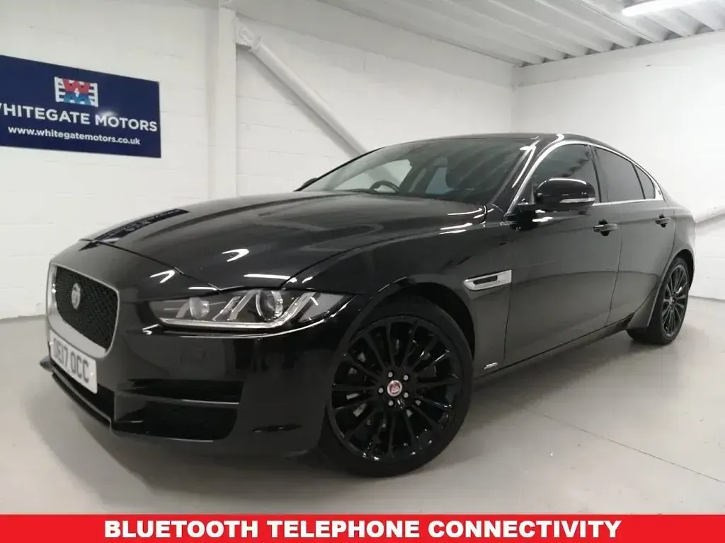 Used Jaguar XE Portfolio 240 HP (176 kW) 2017 Black Sedan
