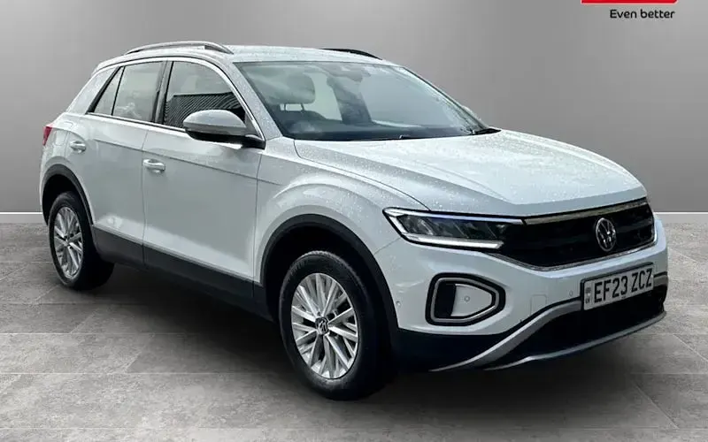 Used VW T-Roc Life 150 HP (110 kW) 2024 SUV