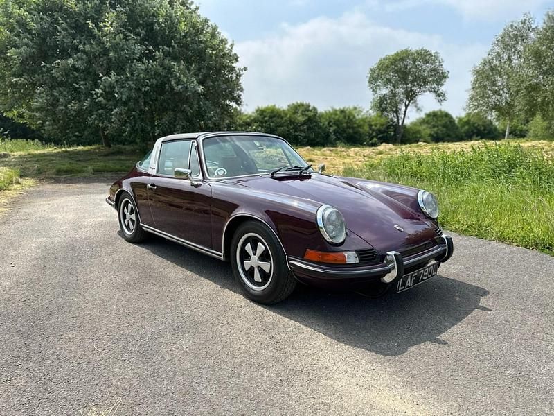 Used Porsche 911 2015 Mauve/purple