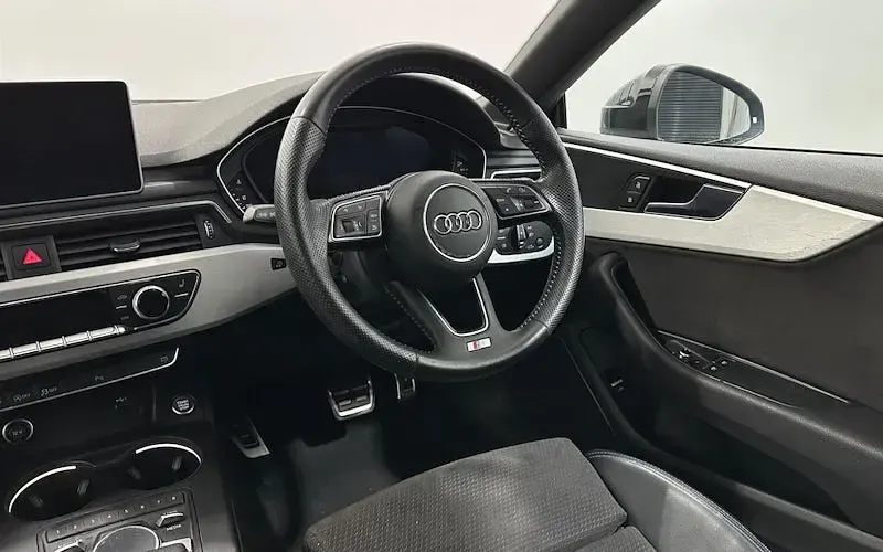 Used Audi A5 S-Line 150 HP (110 kW) 2019 Black Coupe