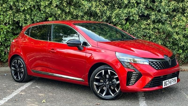 Red Used 2024 Renault Clio V Techno Hatchback | £18,990 (Fair price) - Image 1/1