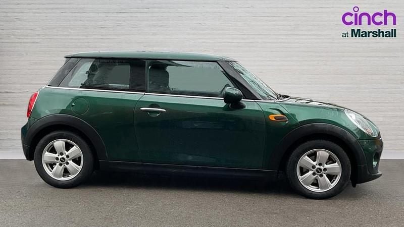 Używany Mini Cooper 136 KM (100 kW) 2016 Zielony Hatchback