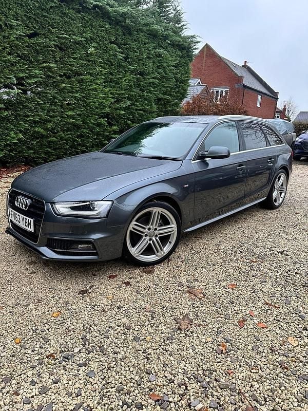 Used Audi A4 S-Line 150 HP (110 kW) 2013 Grey Estate