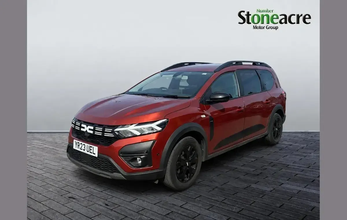 Used Dacia Jogger Extreme 110 HP (80 kW) 2023 Brown MPV