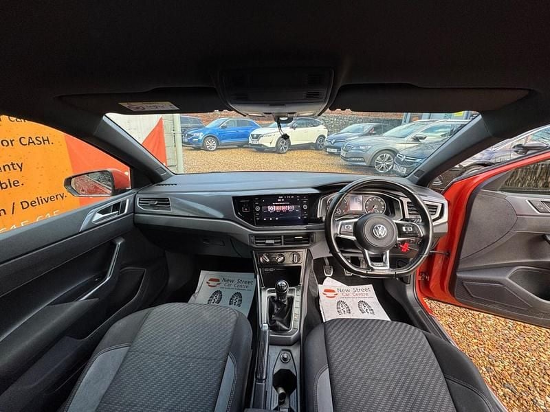 Used VW Polo R-line 115 HP (84 kW) 2020 Orange Hatchback