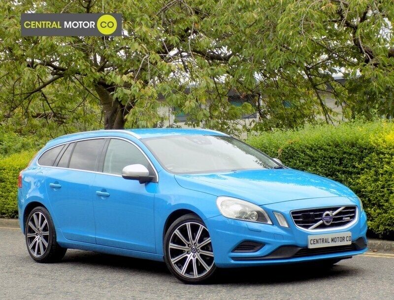Blue Used 2013 Volvo V60 R-Design Estate | £6,495 (Fair price) - Image 1/4