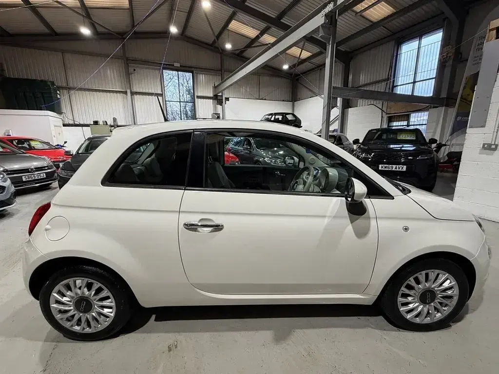 Used Fiat 500 Lounge 69 HP (50 kW) 2015 White Hatchback