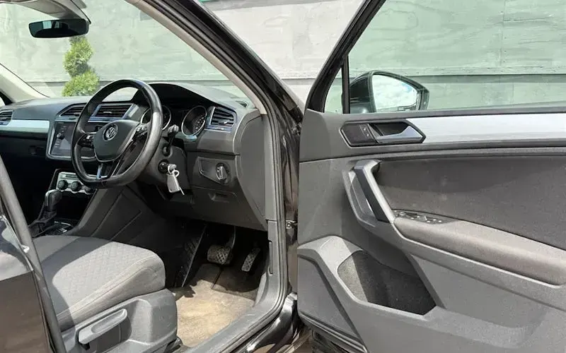 Used VW Tiguan Match 150 HP (110 kW) 2020 Black SUV