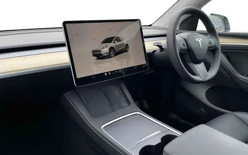 Used Tesla Model Y RWD 219 kW (299 HP) 2023 White SUV