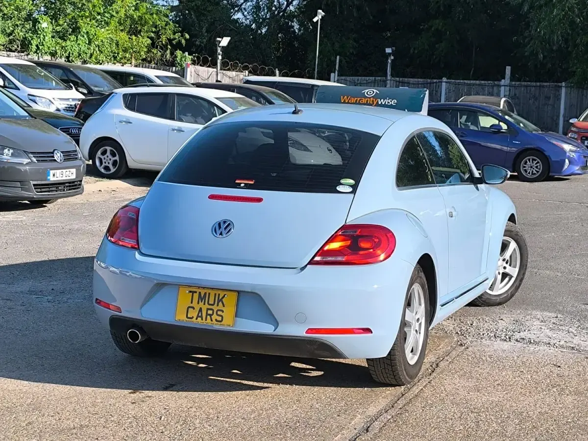 Used VW Beetle 105 HP (77 kW) 2013 Blue Hatchback