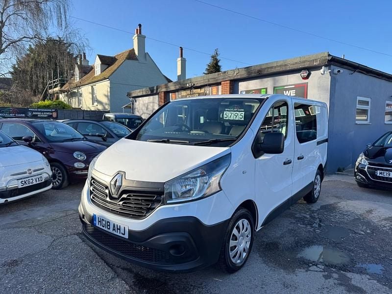 Used Renault Trafic Business 2018 White MPV