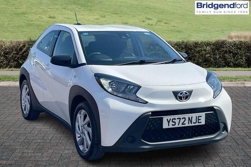 White Used 2023 Toyota Aygo X PURE SUV | £8,600 - Image 1/1