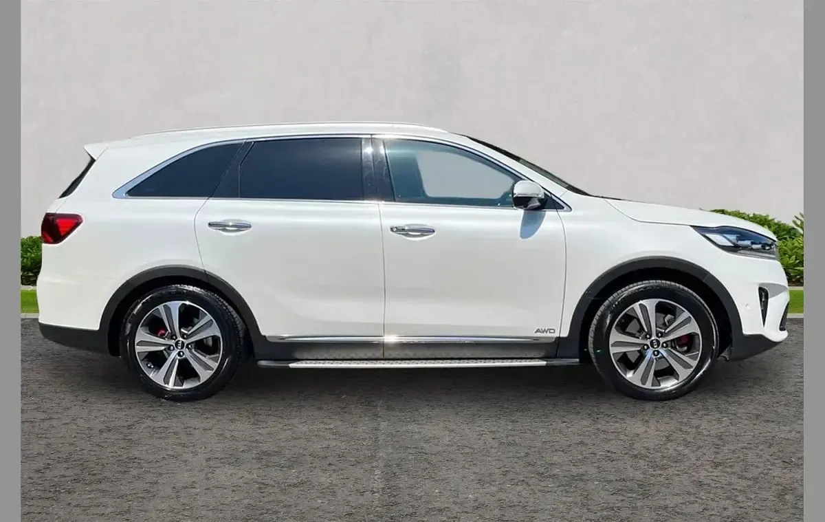 Used Kia Sorento GT-Line S 200 HP (147 kW) 2019 White SUV