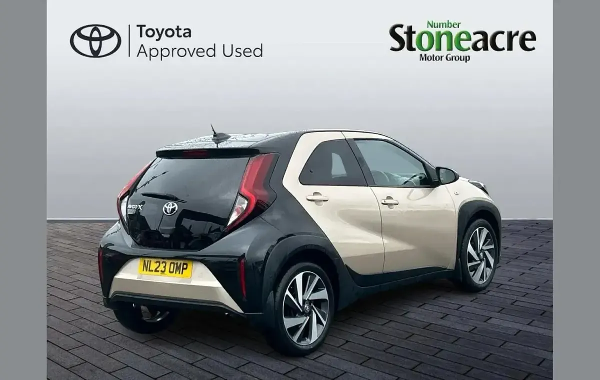 Used Toyota Aygo X 72 HP (52 kW) 2023 Beige SUV