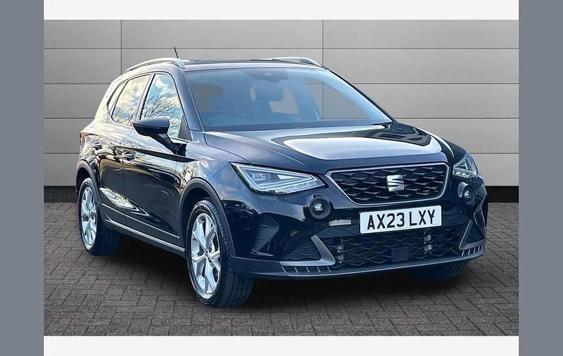 Used Seat Arona FR 110 HP (80 kW) 2023 Black SUV