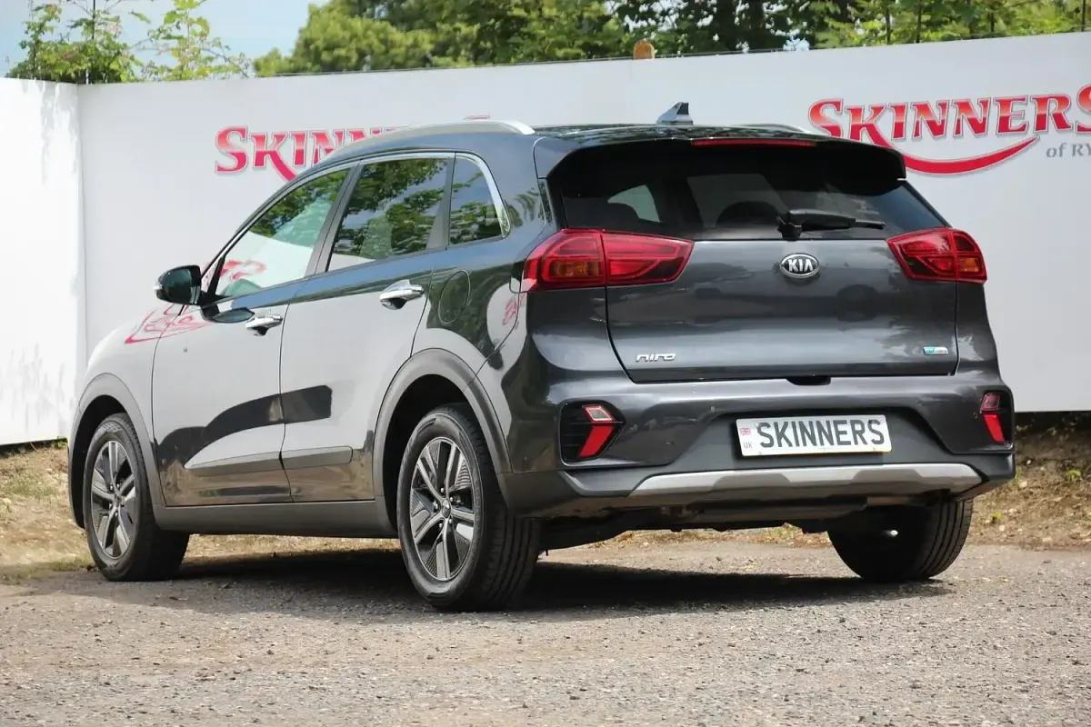 Used Kia Niro 141 HP (103 kW) 2021 Grey SUV