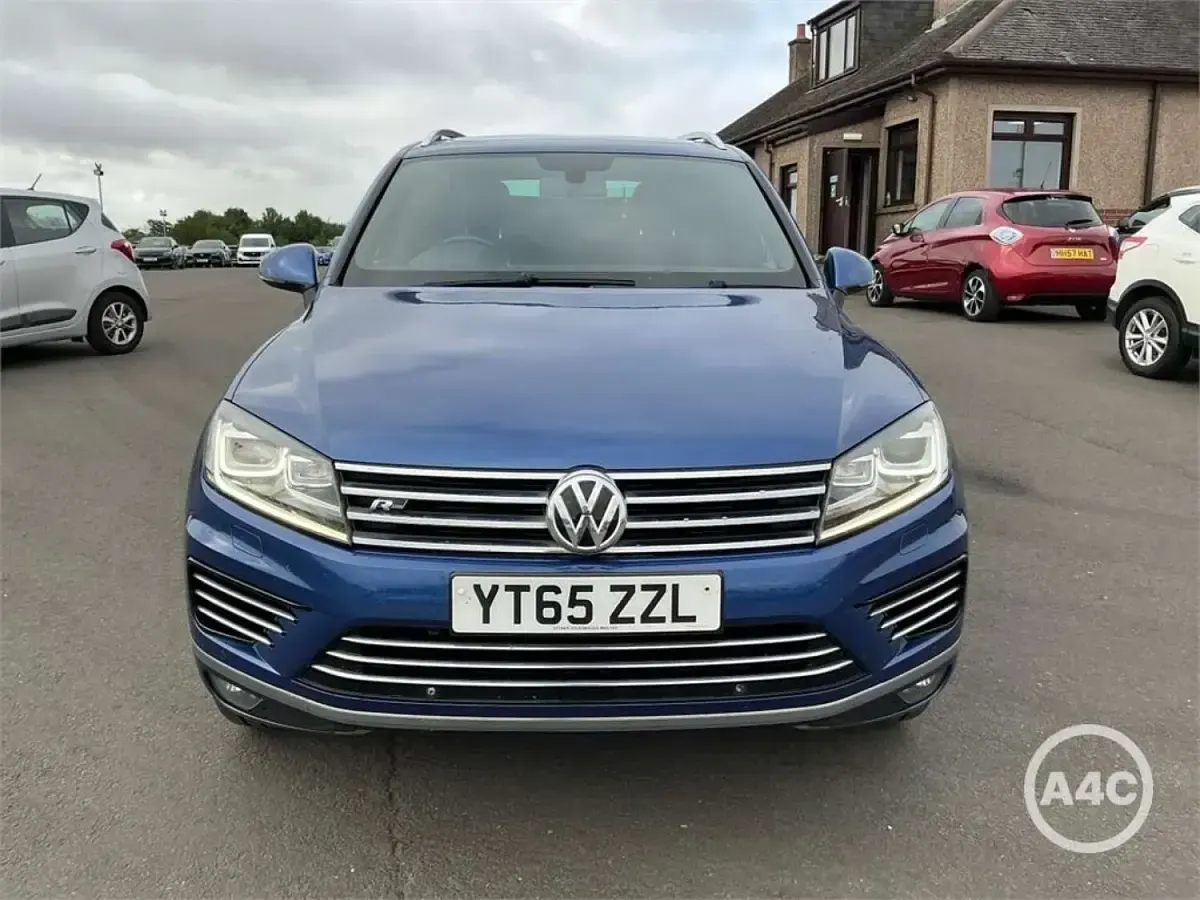 Used VW Touareg R-line 262 HP (192 kW) 2015 Blue SUV