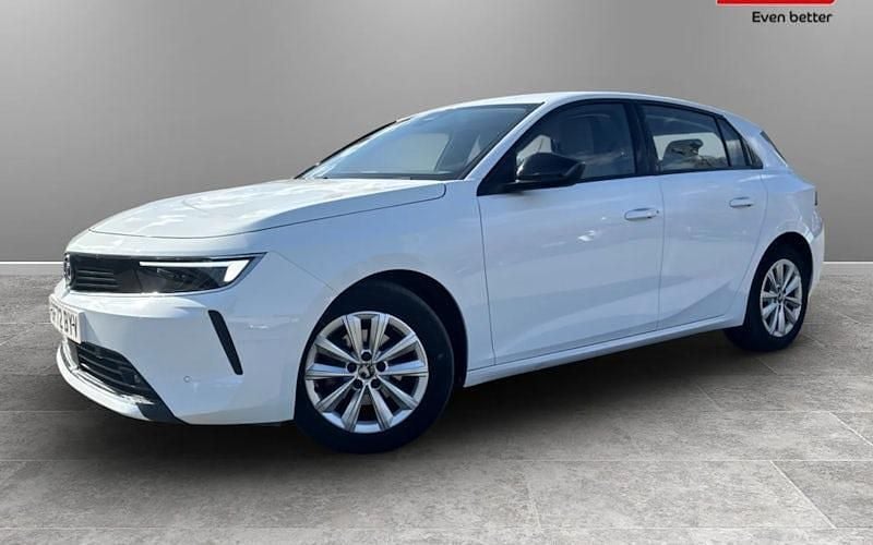 Second-hand Vauxhall Astra Design Edition 131 CP (96 kW) 2025 Hatchback