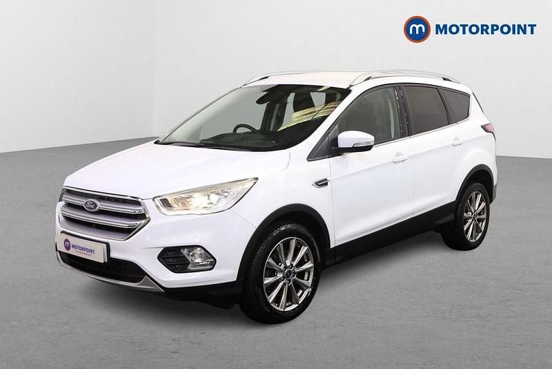 Used Ford Kuga Titanium 179 HP (131 kW) 2019 White SUV