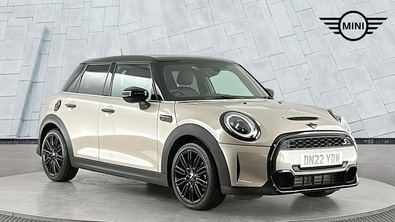 Grey Used 2022 Mini Cooper S Exclusive Hatchback | £20,950 (Fair price) - Image 1/4
