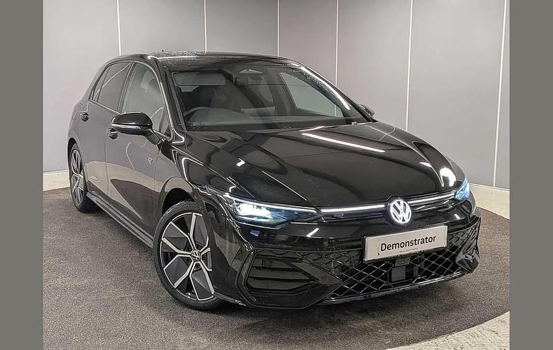 Used VW Golf VIII Black Edition 150 HP (110 kW) 2025 Black Hatchback